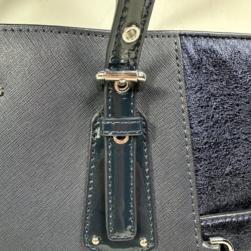 MICHAEL Michael Kors Voyager East West Logo Tote Bag Navy - Picture 5 of 15
